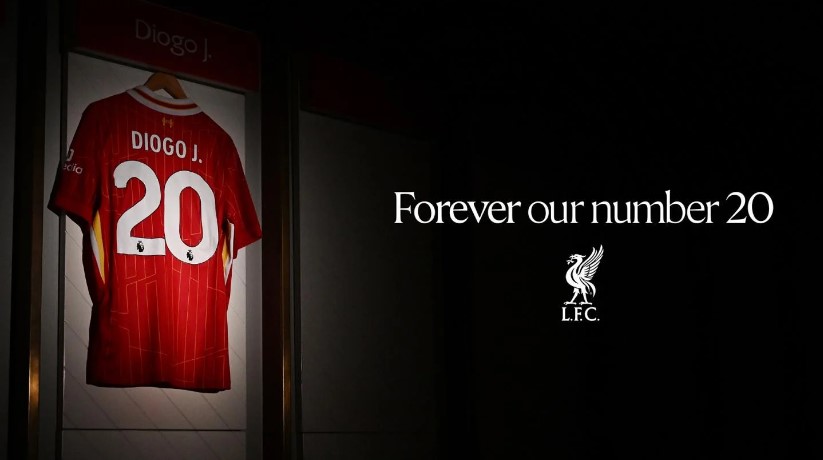 Liverpool Resmi Pensiunkan Nomor 20 Semua Tim Bentuk Penghormatan