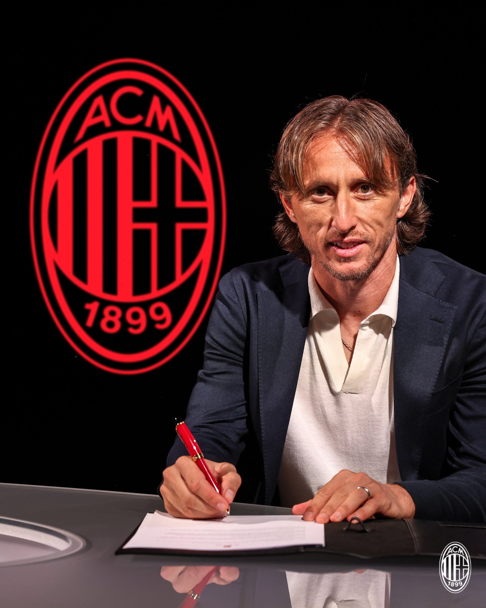 Resmi Luka Modrić Gabung AC Milan Dari Real Madrid