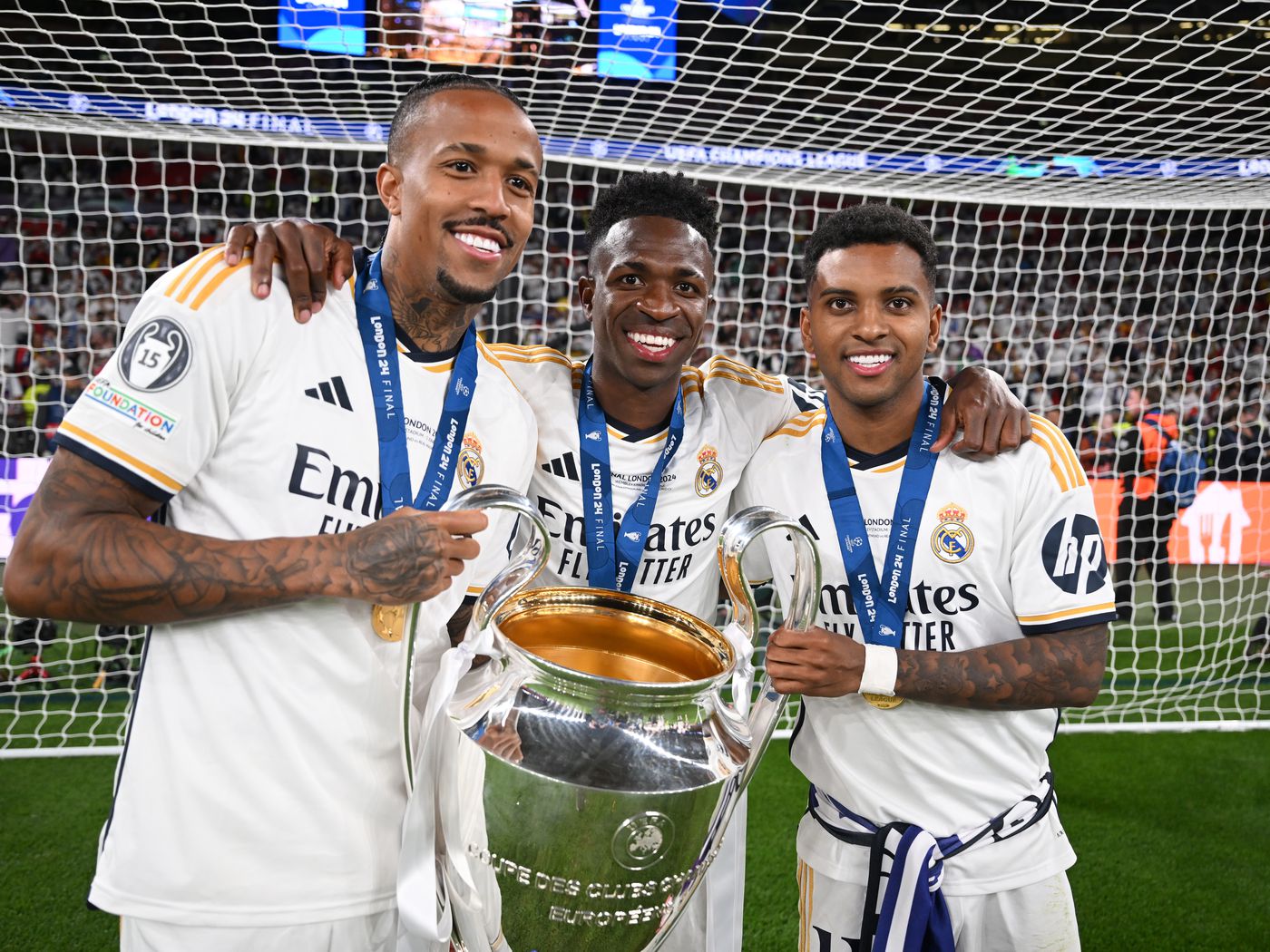 Real Madrid Pertimbangkan Jual Vinicius Junior & Rodrygo
