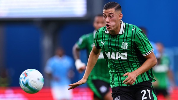 Tampil Memukau Jay Idzes Bawa Sassuolo Tundukan Lazio