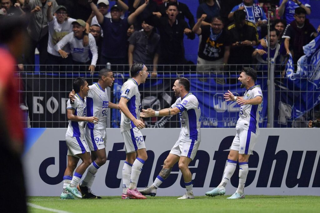 Persib Bandung Kandaskan Perlawanan Bangkok United 2-0