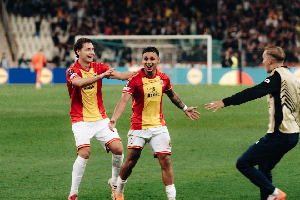 Media Belanda Soroti Penampilan Dean James di Liga Europa