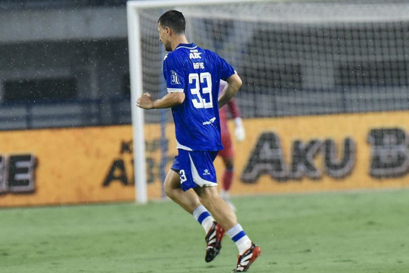 Gagal Bersama Timnas Thom Haye Bersinar di Persib Bandung