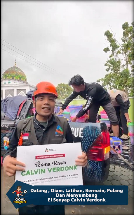 Viral! Di Media Sosial Calvin Verdonk Beri BantuanKorban Bencana