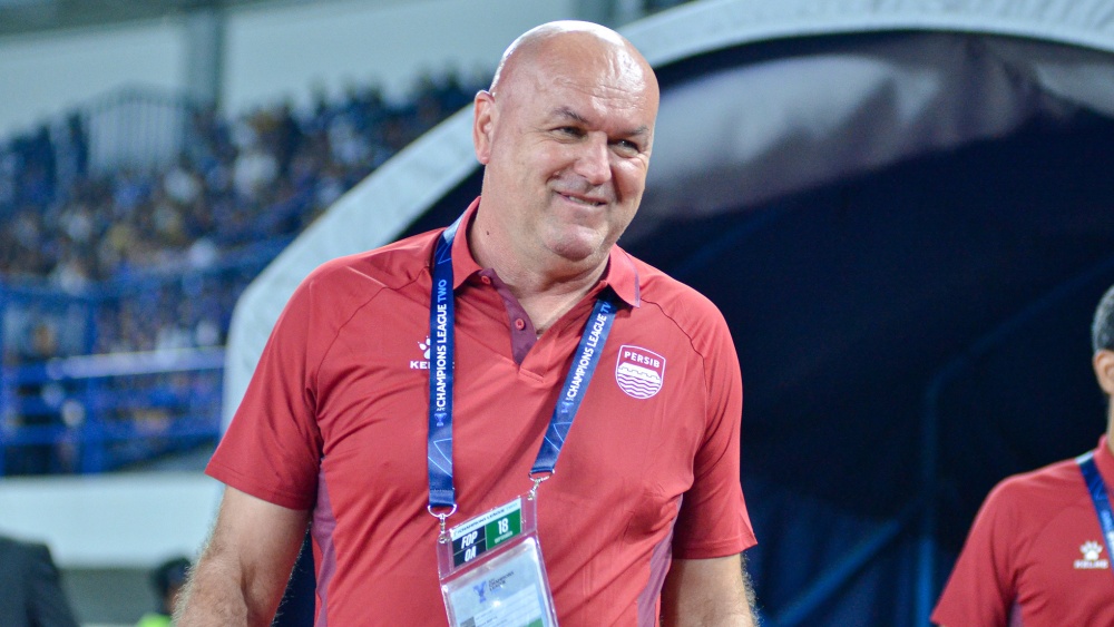 Bojan Hodak Minta ISL Undur Laga Persib Bandung